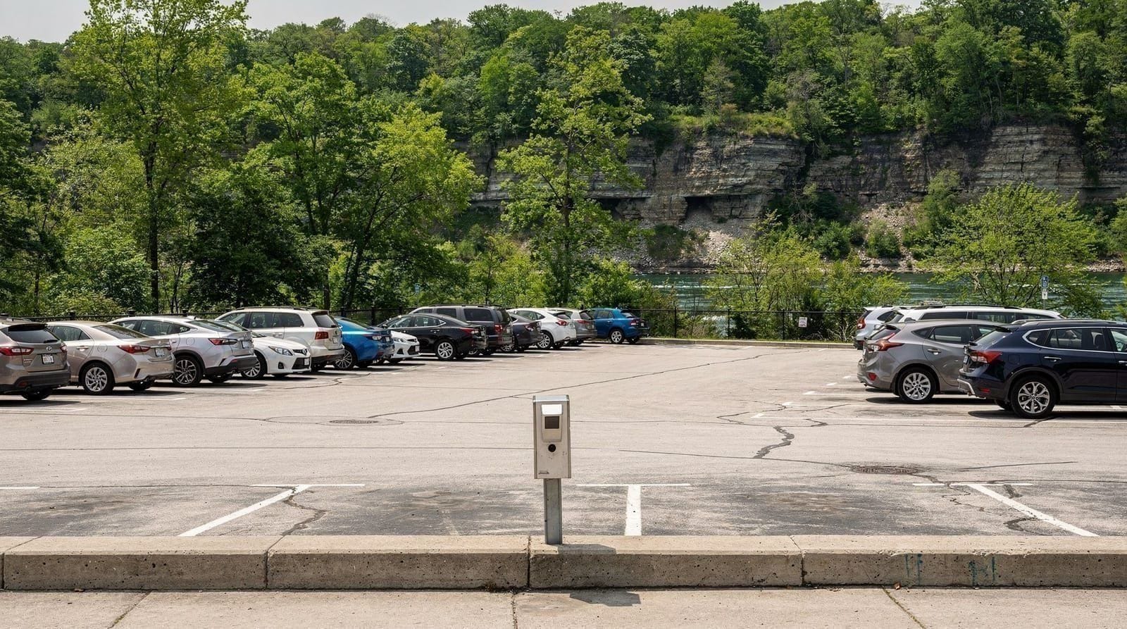 Se garer côté américain des chutes du Niagara