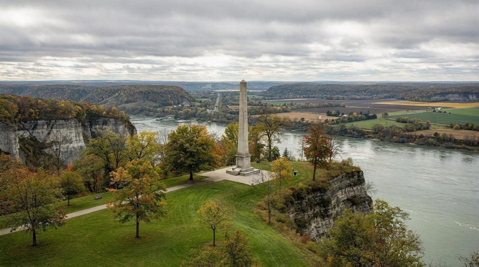 Queenston Heights et la bataille du 13 octobre 1812